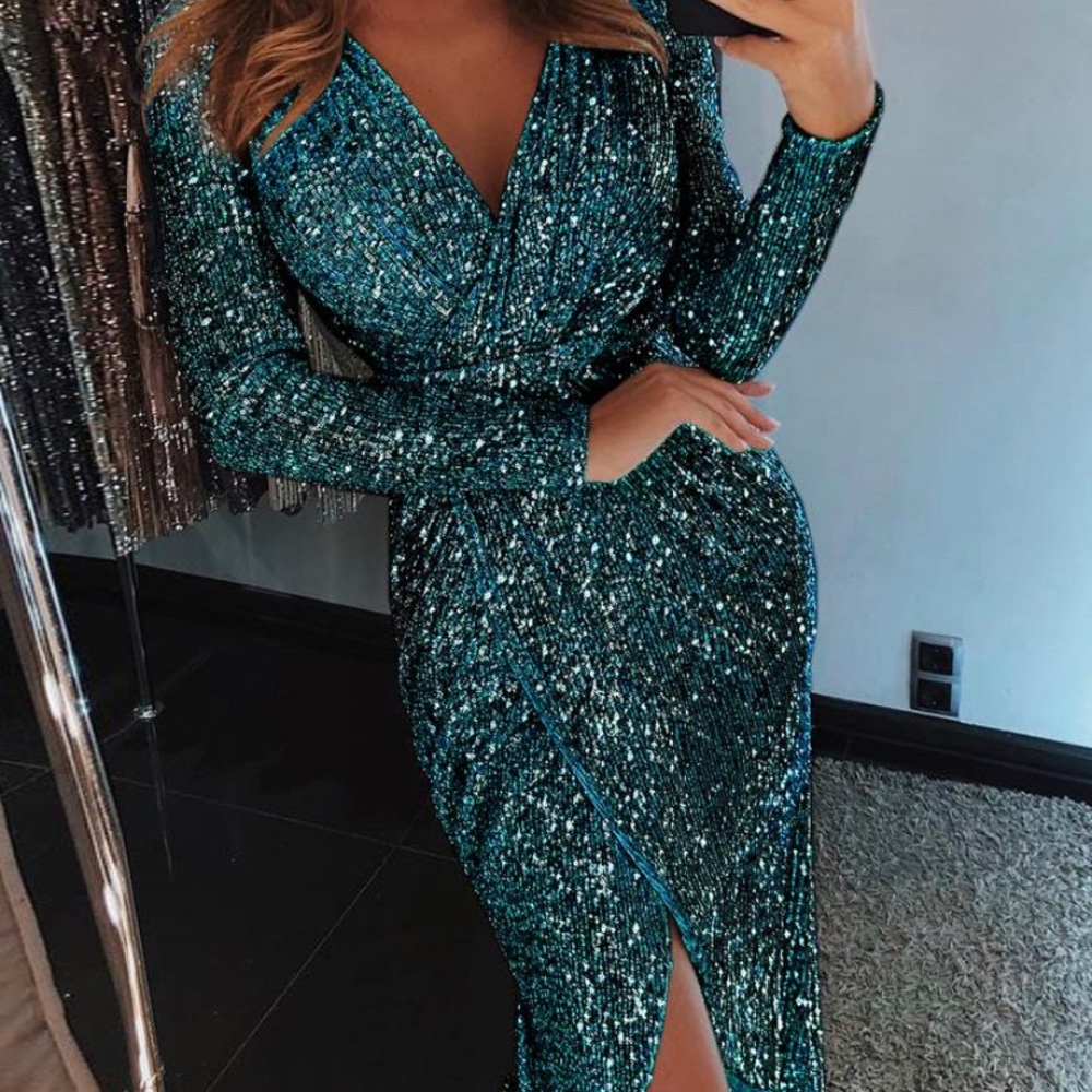 Long sleeve emerald sequence dress